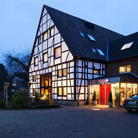 Der Lennhof 호텔 4*